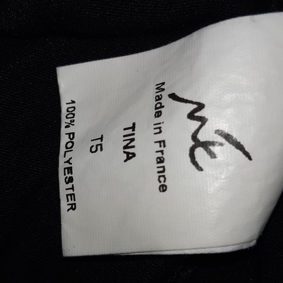 High mock neck black and red tunic - Picture 3 of 4